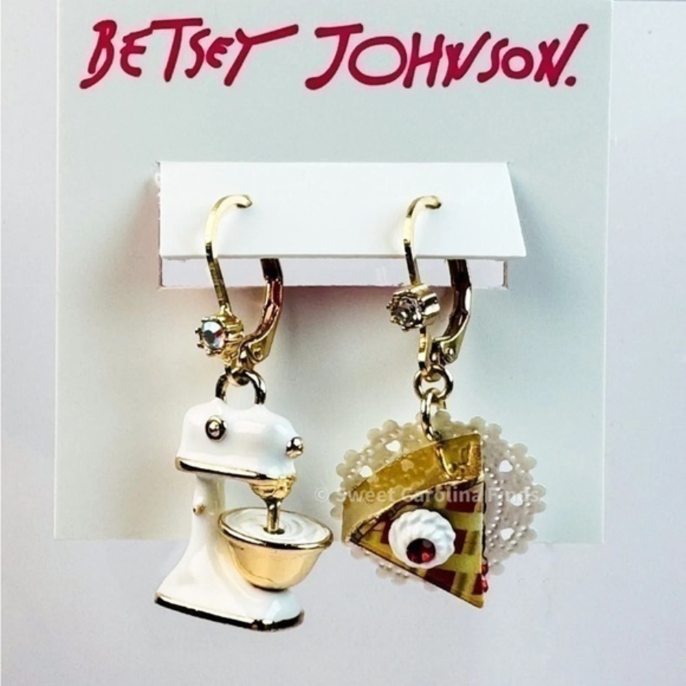 Betsey Johnson • Babycakes Pie & Mixer Earrings • Mismatch Drop • Gold Tone •NEW